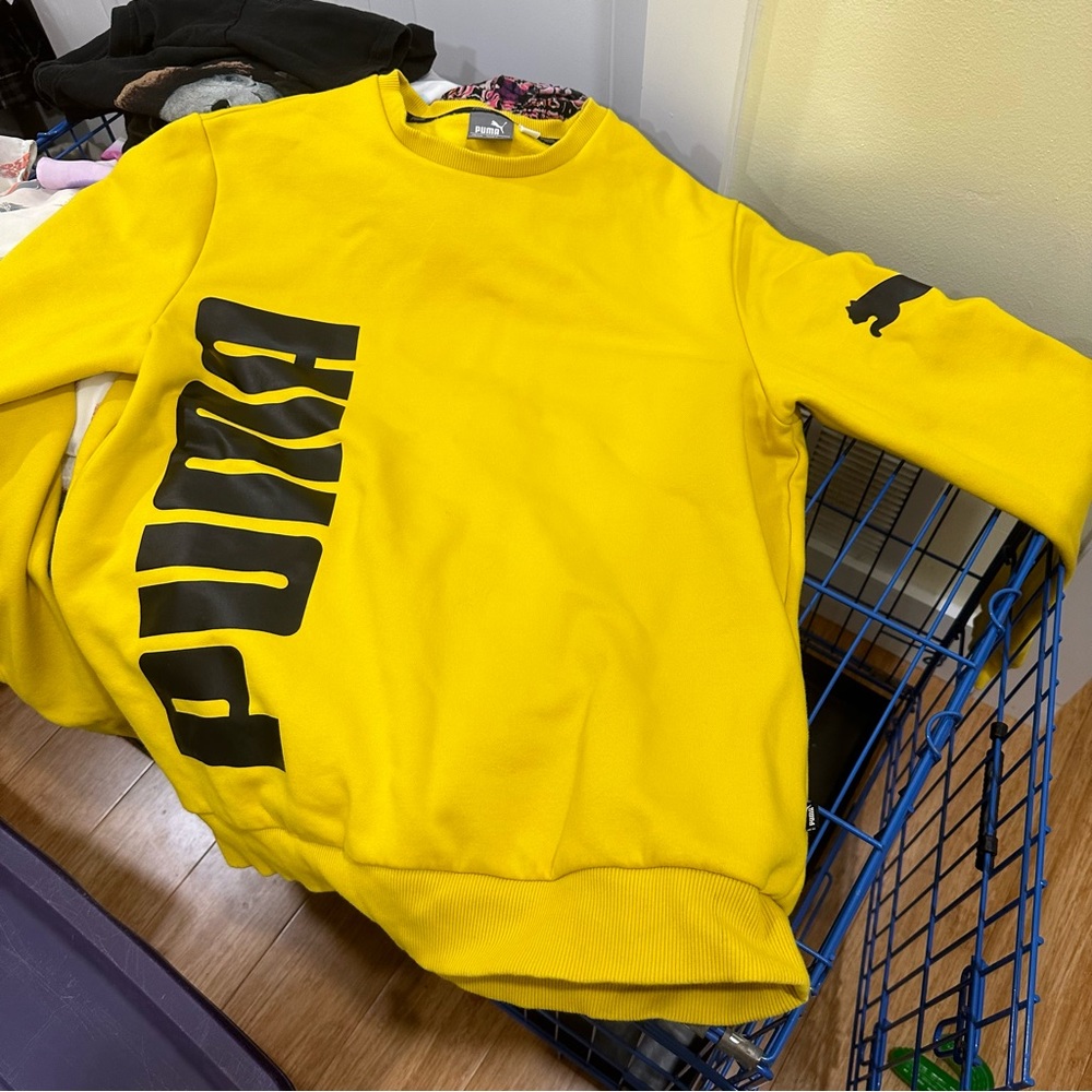 Puma Crewneck Sweatshirt Yellow Large Gray Tag